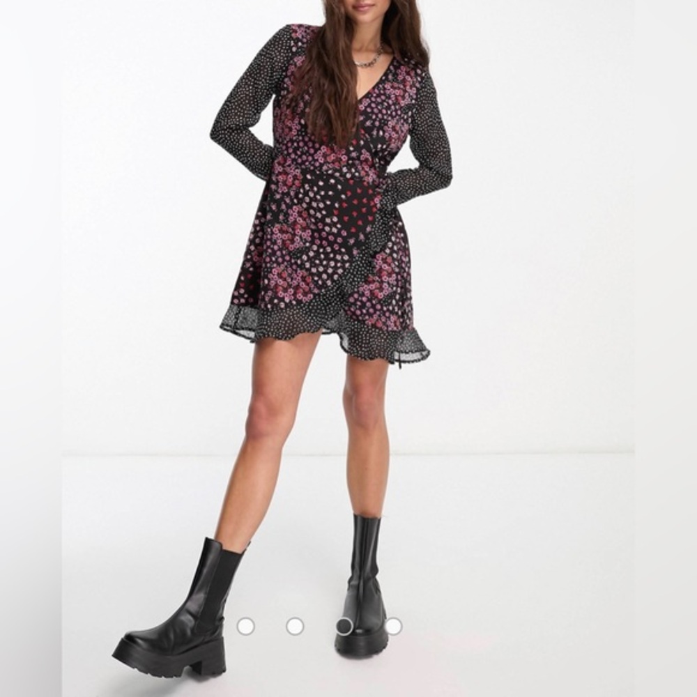 ASOS Wednesday's Girl wrap front mini tea dress in mix print Size Large